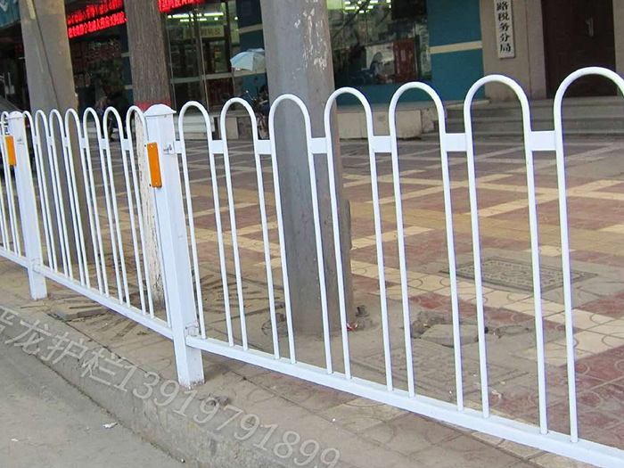 交通护栏图片展示