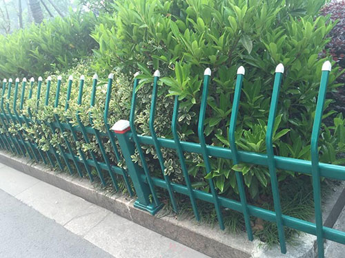 草坪护栏图片展示